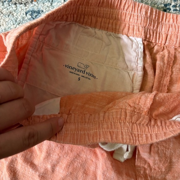 Vineyard vines men’s shorts - Picture 3 of 5